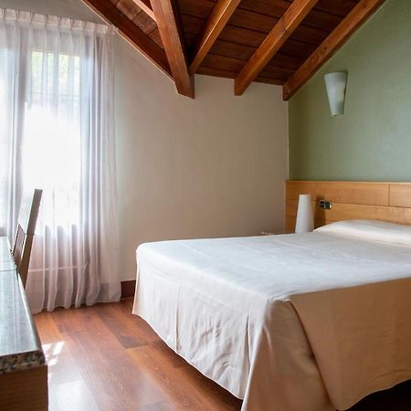 Adeko Hotel Barakaldo Kültér fotó