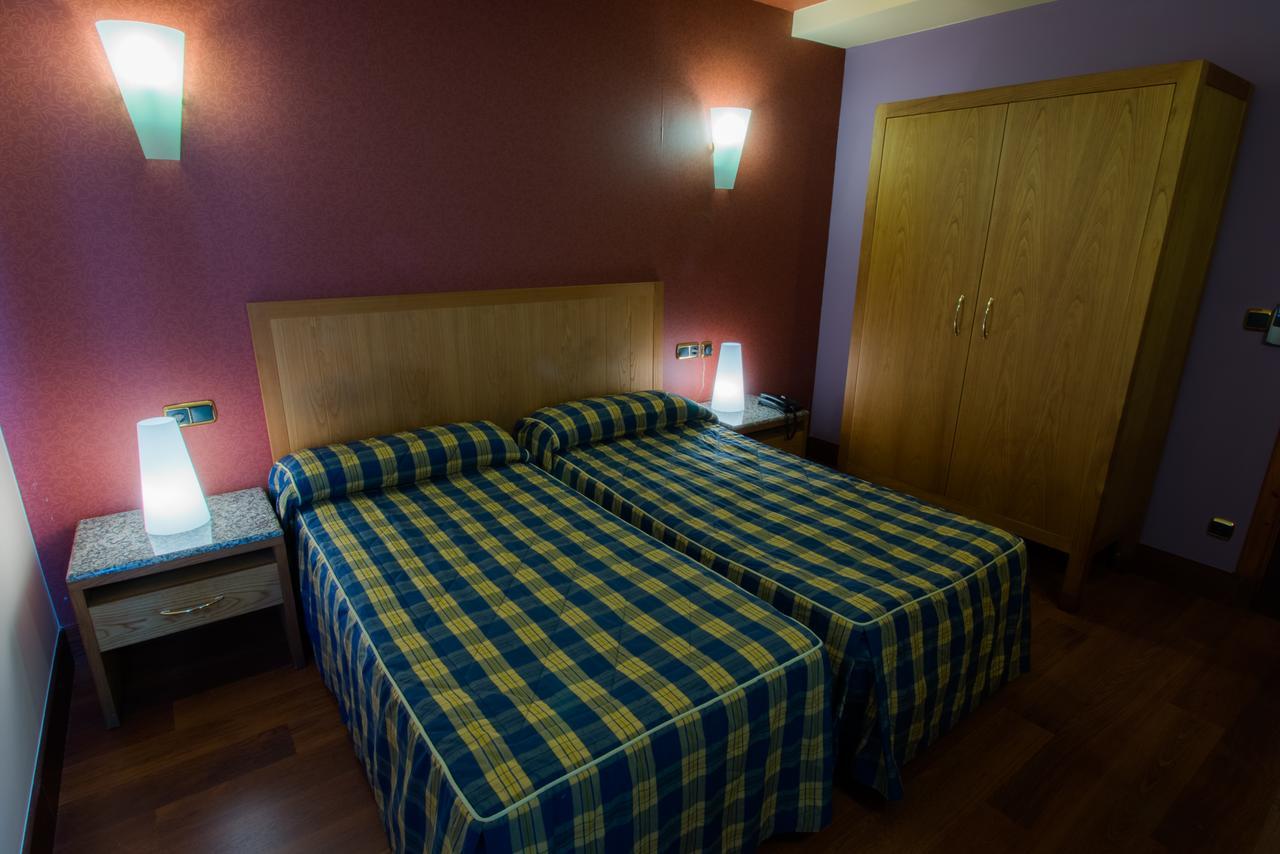 Adeko Hotel Barakaldo Kültér fotó