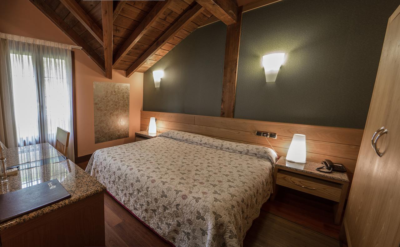 Adeko Hotel Barakaldo Kültér fotó